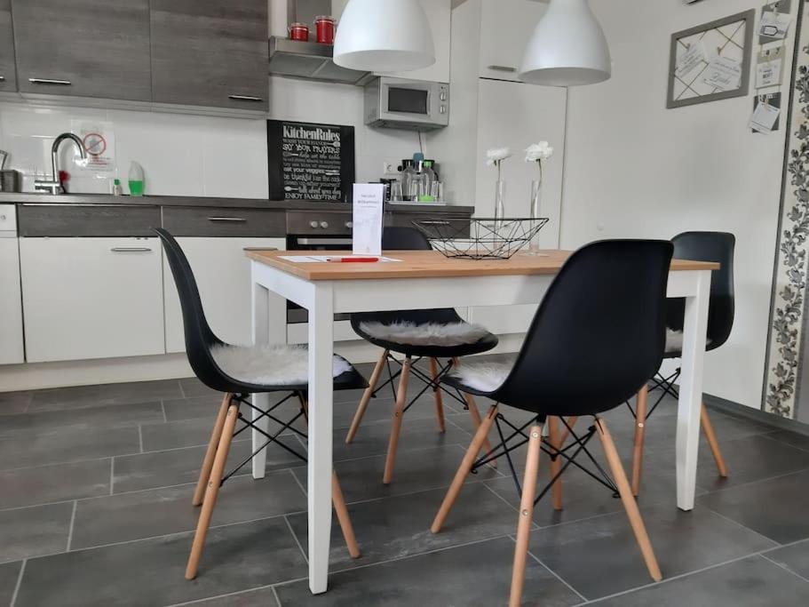 Bello Apartamento Graben-Neudorf Buitenkant foto